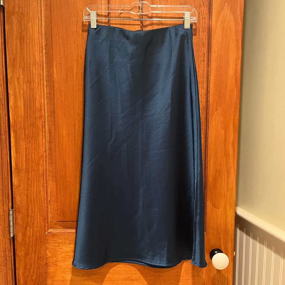 Satin midi skirt